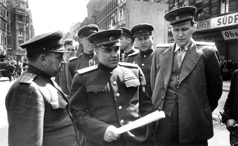 Бобруйская крепость, гибель коменданта Берлина и открытие «Мараканы». Этот день в истории: 16 июня