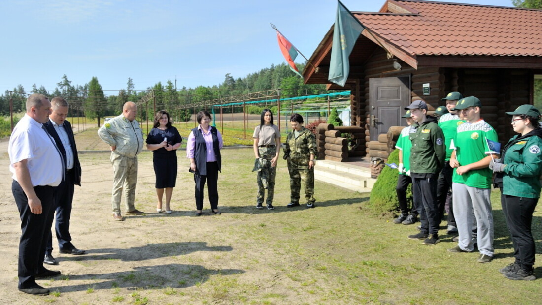 Разговор по душам. Председатель Бобруйского райисполкома провел встречу с молодыми специалистами
