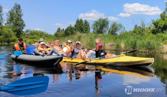 «Трудно только первые 10-15 минут». Как шинники сплавлялись по реке Птичь