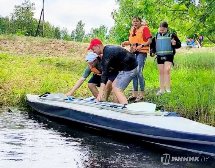«Трудно только первые 10-15 минут». Как шинники сплавлялись по реке Птичь