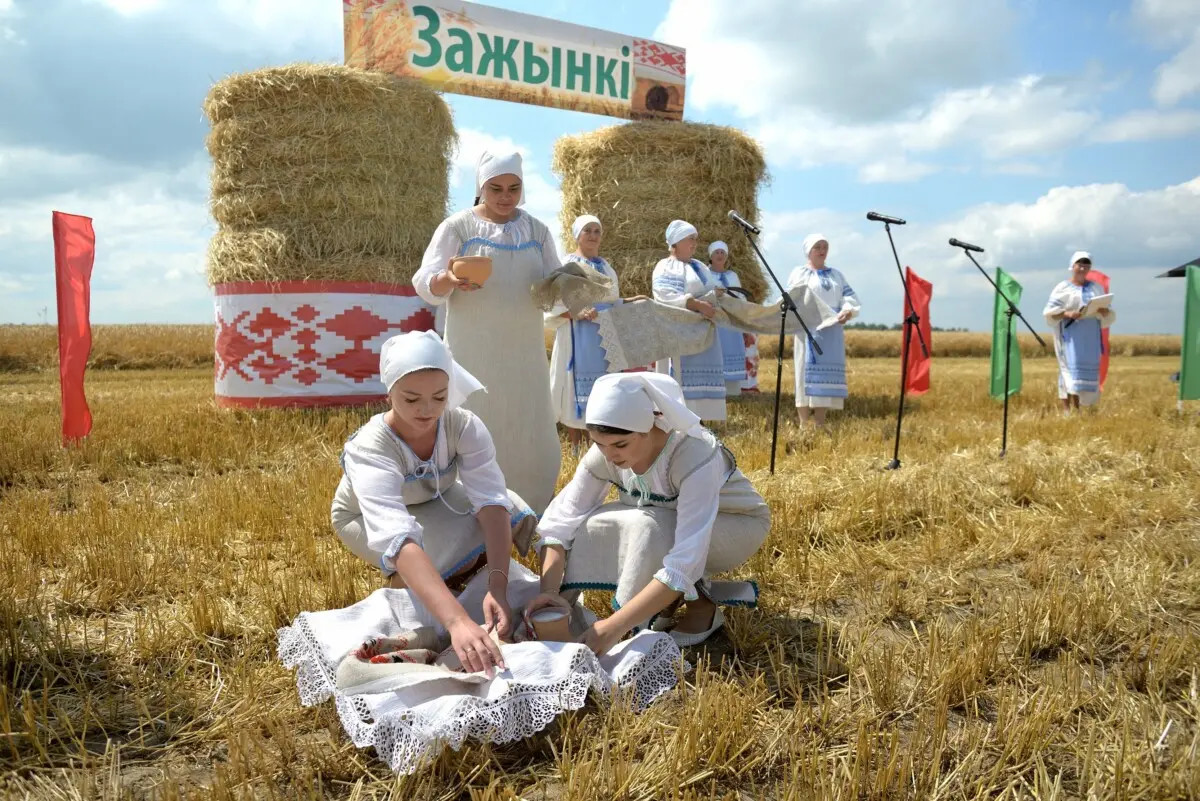 Свята першага снапа. У Бабруйскім раёне прайшлі «Зажынкі»