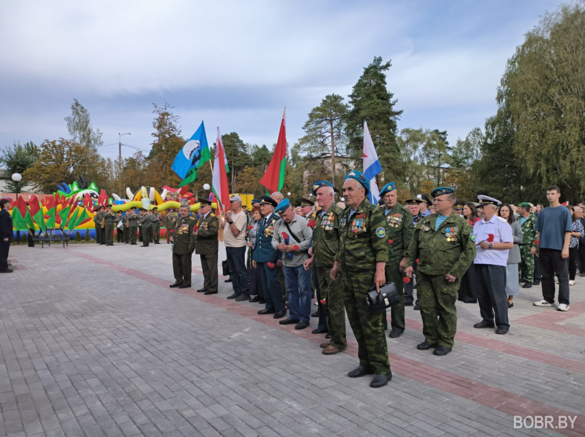 В Кисилевичах отпраздновали День танкиста