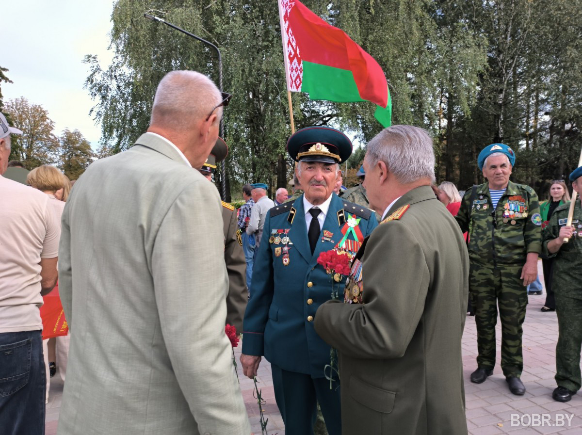 В Кисилевичах отпраздновали День танкиста