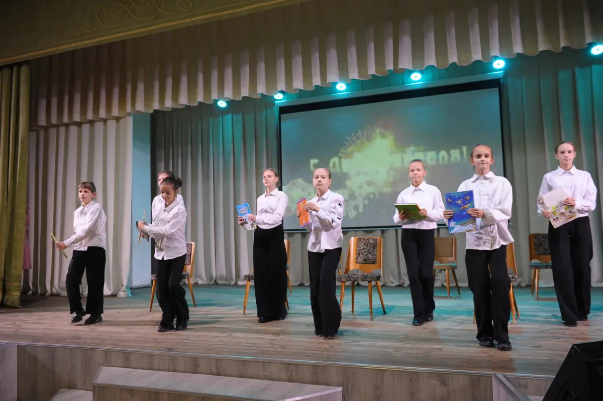 Педагагічныя работнікi Бабруйскага раёна адзначылі прафесійнае свята Педагагічныя работнікi Бабруйскага раёна адзначылі прафесійнае свята