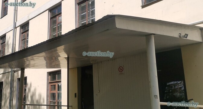 В Бобруйске за долги продают бывший армейский штаб. Сейчас в нем располагается синагога