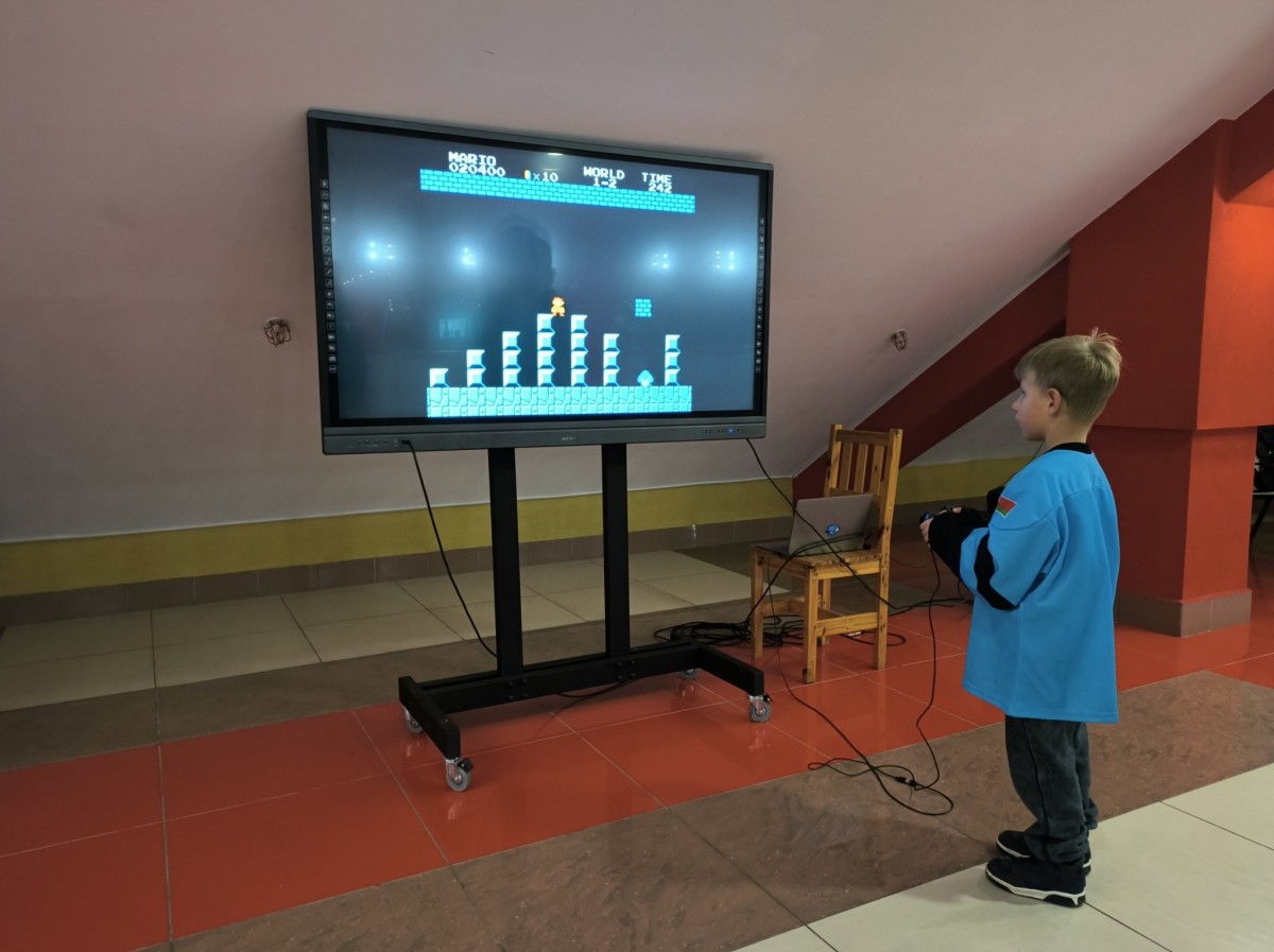 На «Бобруйск-Арене» прошёл ретро-матч