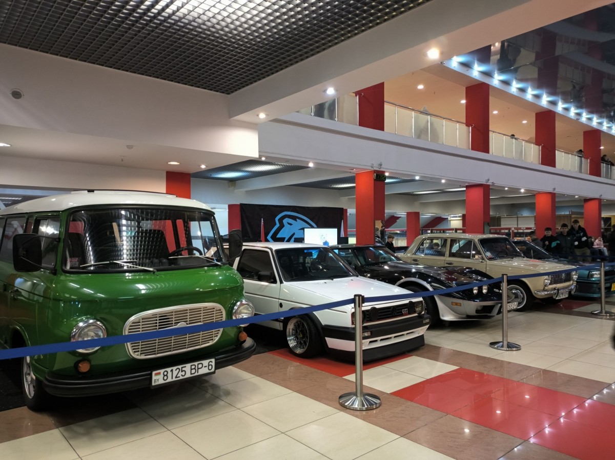 На «Бобруйск-Арене» прошёл ретро-матч