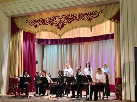 Сразу пять коллективов Бобруйска подтвердили статус «народный» и «образцовый» Сразу пять коллективов Бобруйска подтвердили статус «народный» и «образцовый»