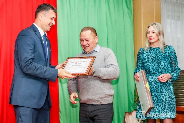 «БелшинаТранс» отметила профессиональный праздник. Кого и как наградили? «БелшинаТранс» отметила профессиональный праздник. Кого и как наградили?