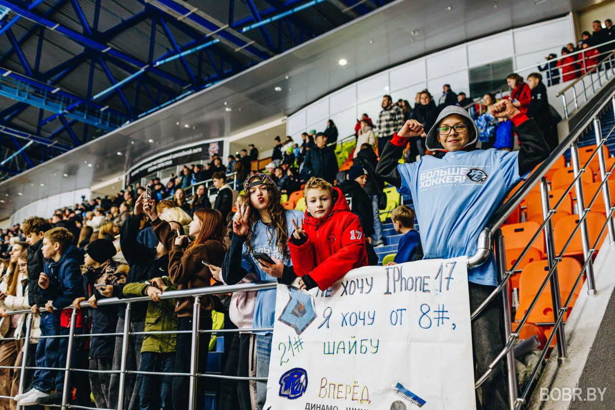 «Динамо-Шинник» всухую разбил «Красную Машину» «Динамо-Шинник» всухую разбил «Красную Машину»