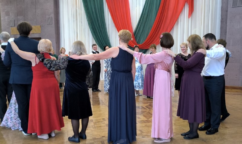 Танцы да ўпаду. Восеньская рапсодыя Танцы да ўпаду. Восеньская рапсодыя