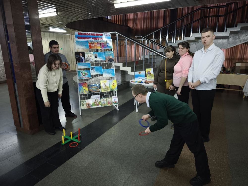 Инклюзивная ярмарка талантов «Под созвездием добра» прошла в Бобруйске