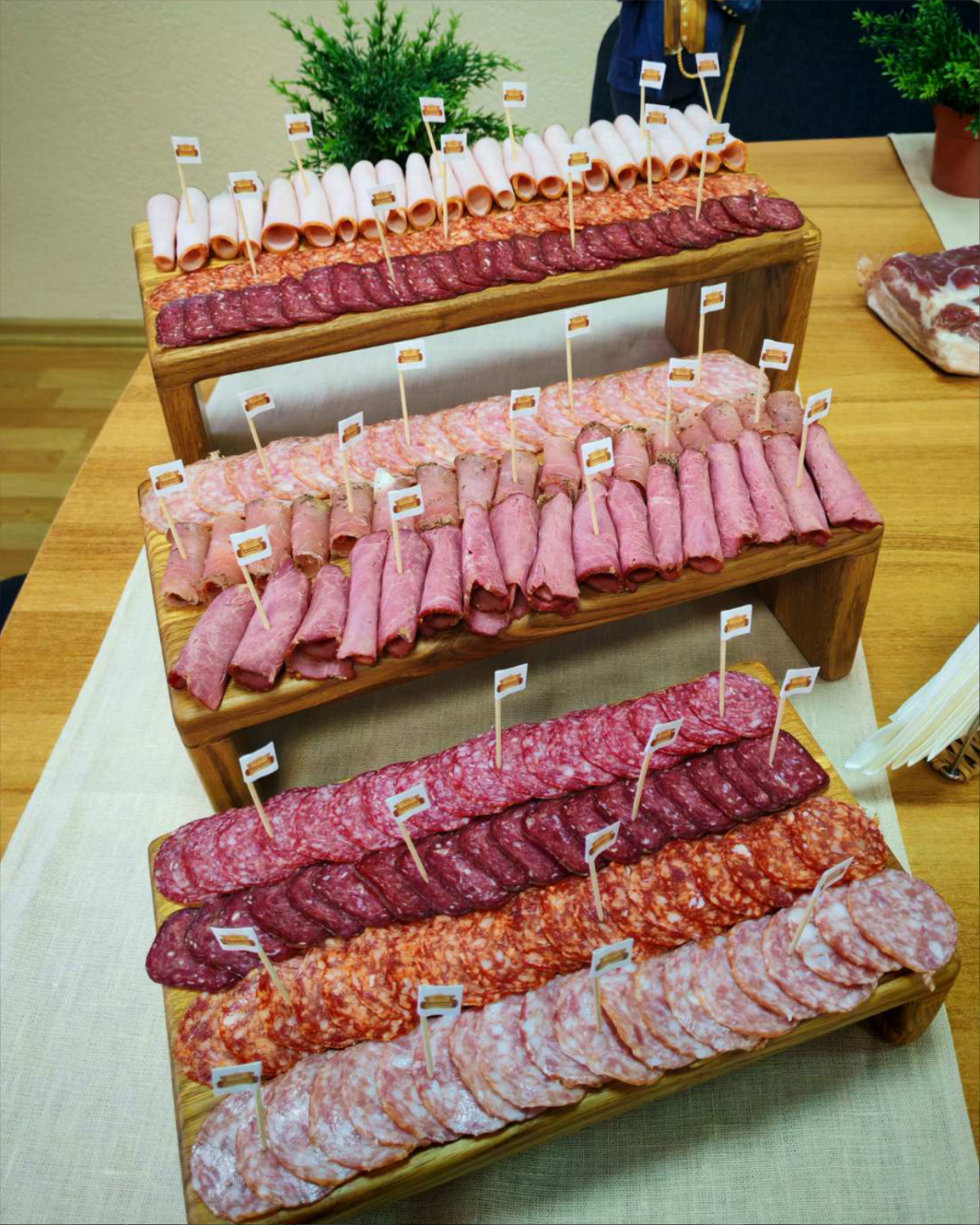 Заместитель министра сельского хозяйства посетил Бобруйский мясокомбинат