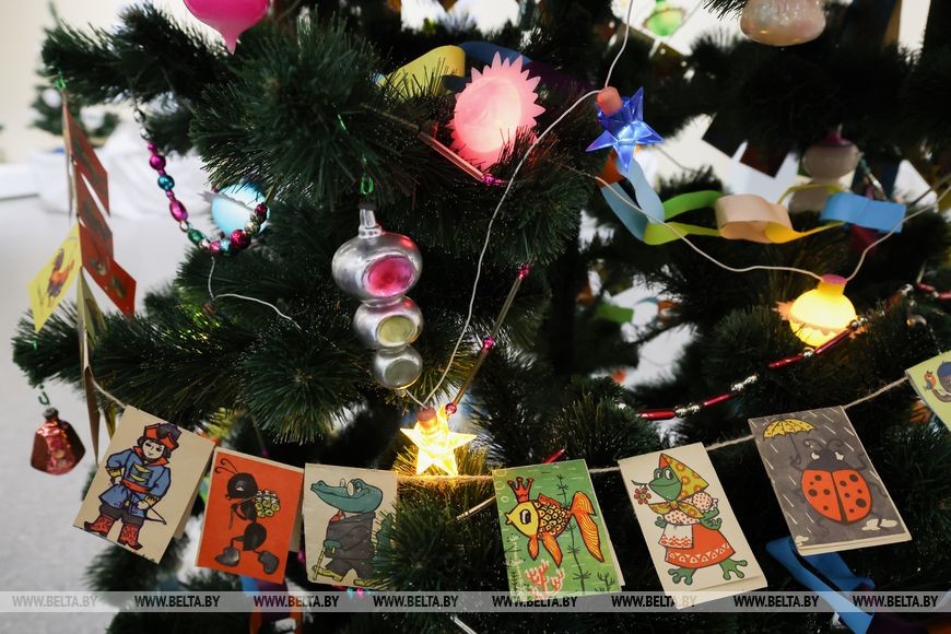 Бобруйчанка Галина Жук представила на выставке в Могилеве свои раритетные елочные игрушки