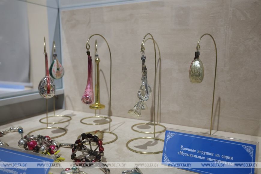 Бобруйчанка Галина Жук представила на выставке в Могилеве свои раритетные елочные игрушки