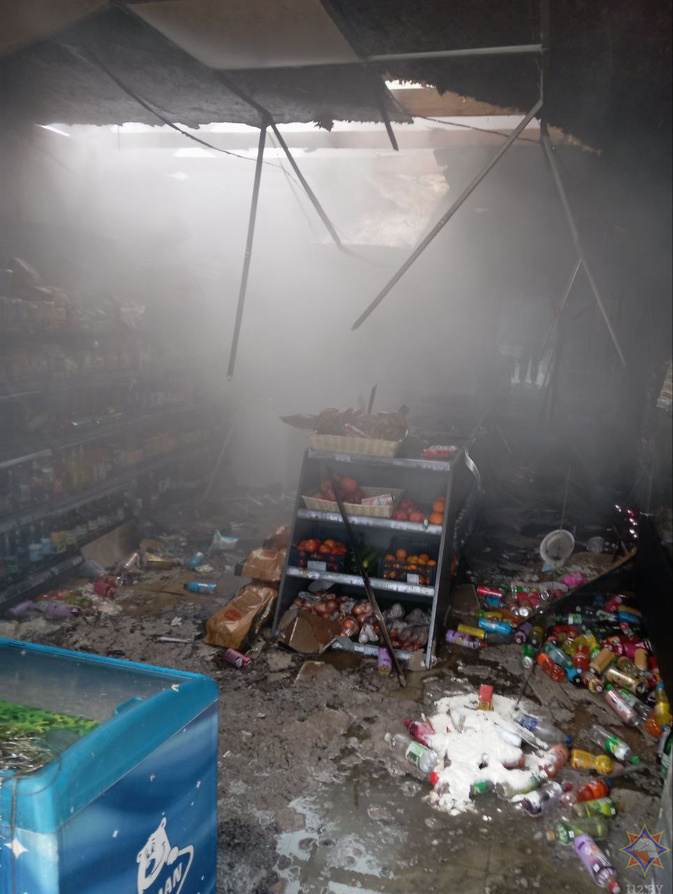 Магазин в Бобруйском районе частично уничтожен огнем Магазин в Бобруйском районе частично уничтожен огнем