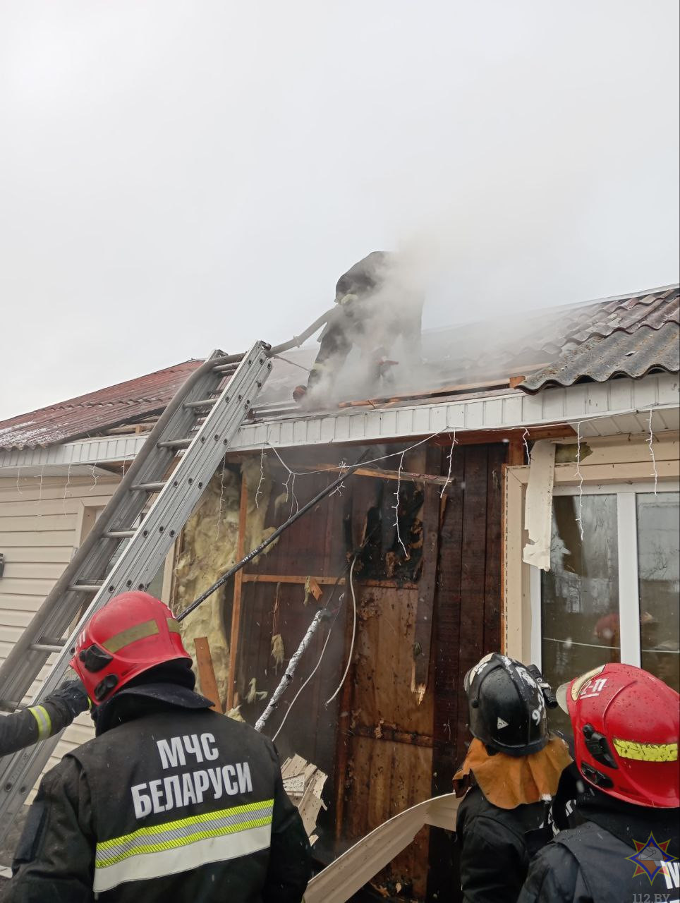 Магазин в Бобруйском районе частично уничтожен огнем Магазин в Бобруйском районе частично уничтожен огнем