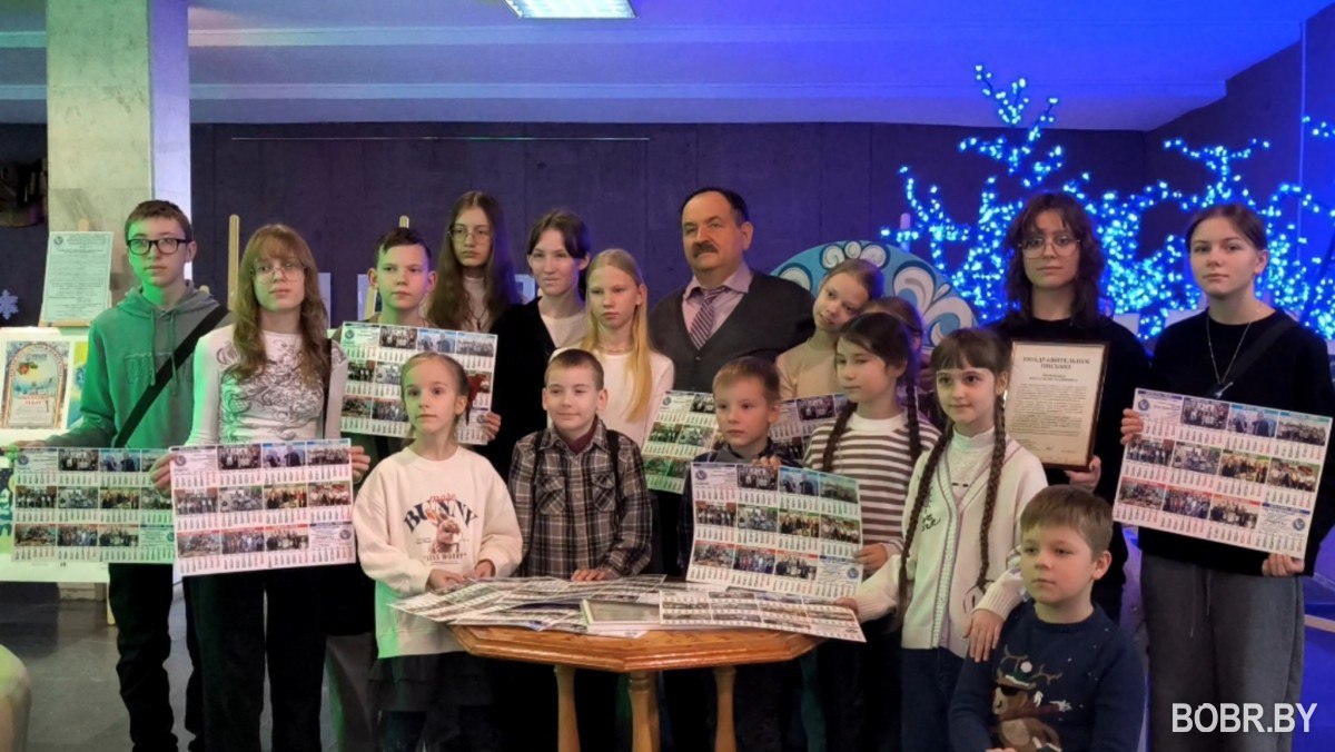 Выставка работ Краски Рождества