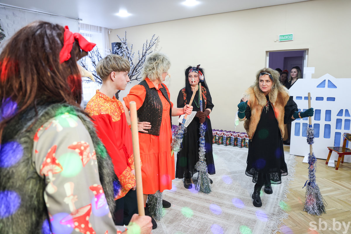 Замминистра сельского хозяйства и продовольствия посетил детский дом в Бобруйске Замминистра сельского хозяйства и продовольствия посетил детский дом в Бобруйске