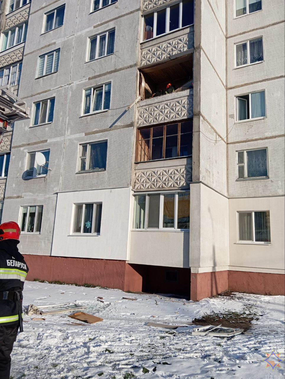 На улице Чонгарской в Бобруйске горел балкон девятиэтажного дома