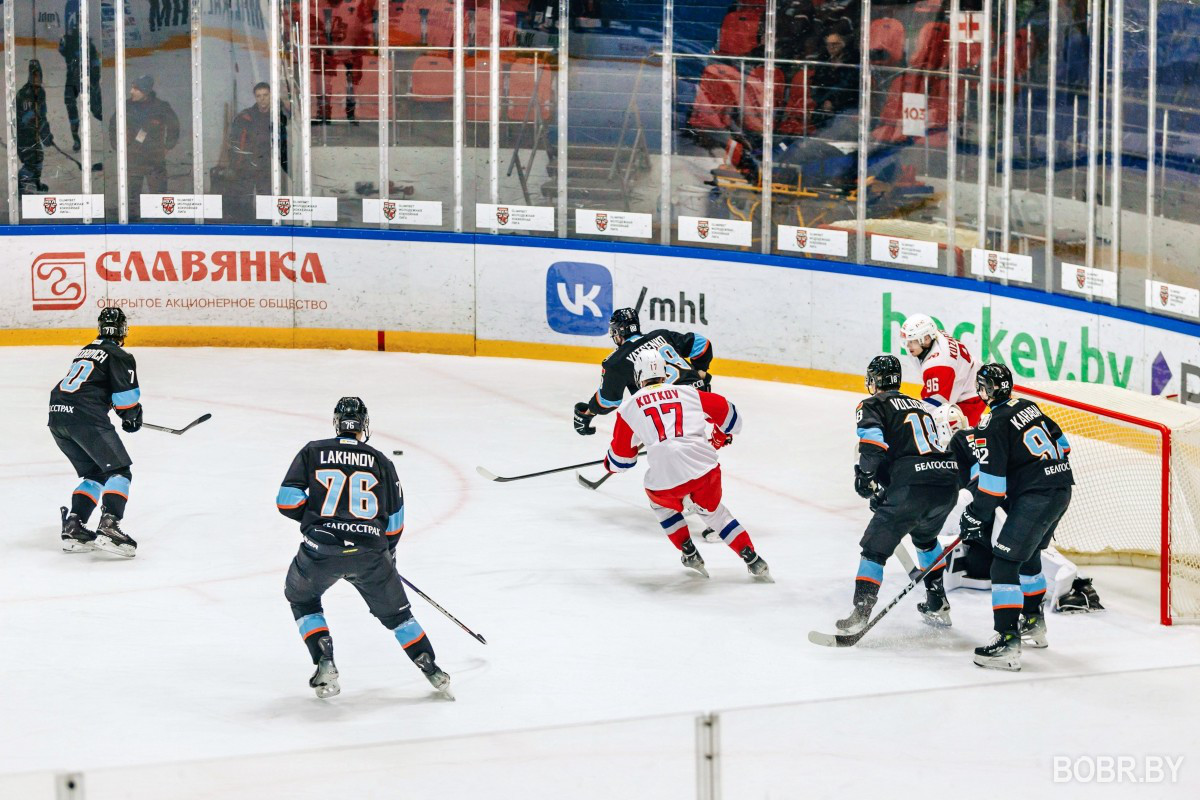 матч Динамо-Шинник - Локо