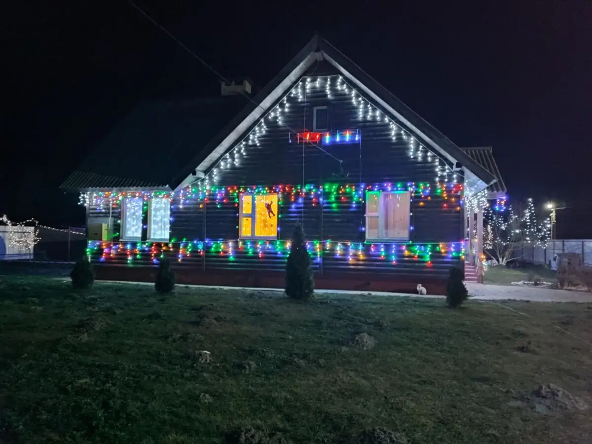 Год благоустройства в Бобруйском районе завершился ярким конкурсом на лучшее новогоднее украшение