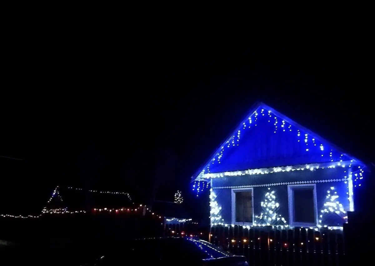 Год благоустройства в Бобруйском районе завершился ярким конкурсом на лучшее новогоднее украшение