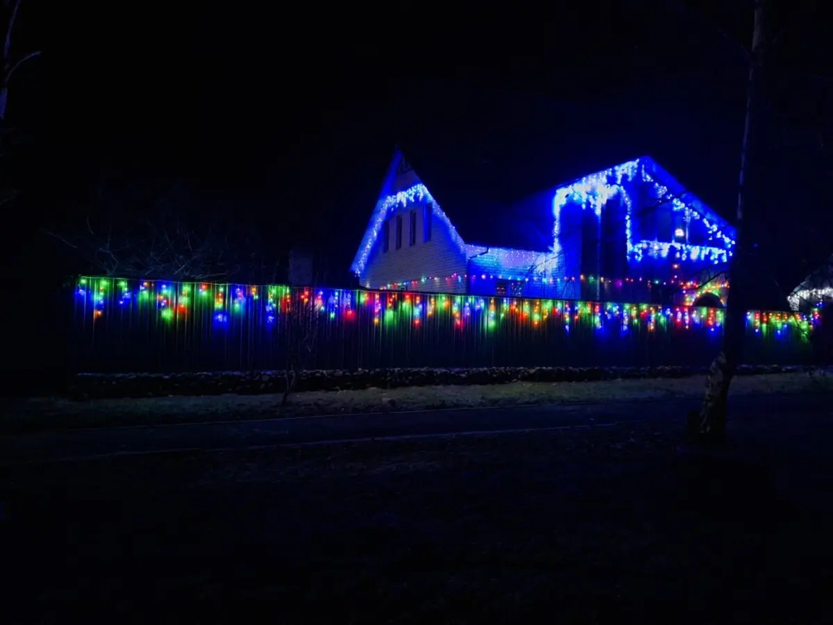 Год благоустройства в Бобруйском районе завершился ярким конкурсом на лучшее новогоднее украшение