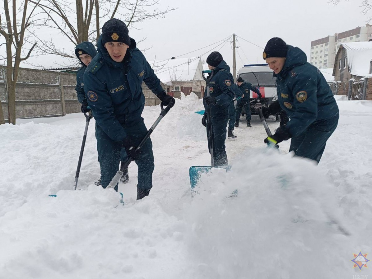 Спасатели освободили санаторий &laquo;Радуга&raquo; от снега