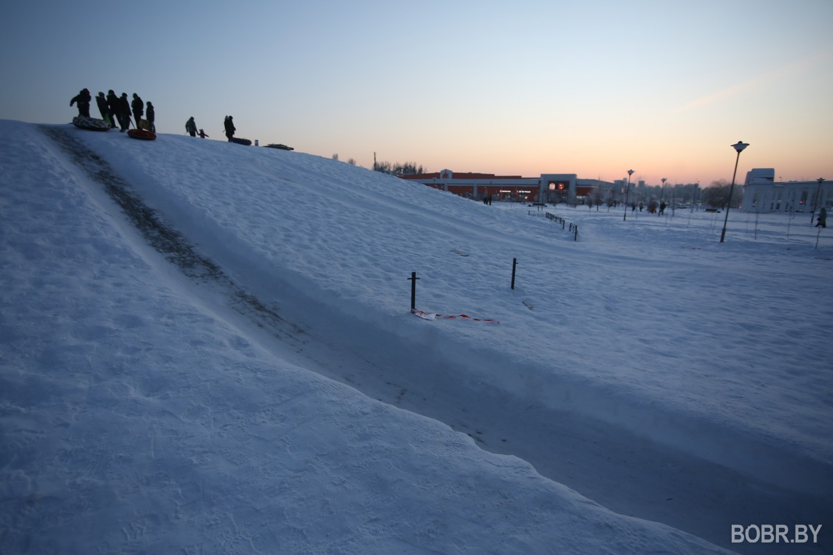 Бобруйск. Горка рядом с Дворцом Искусств