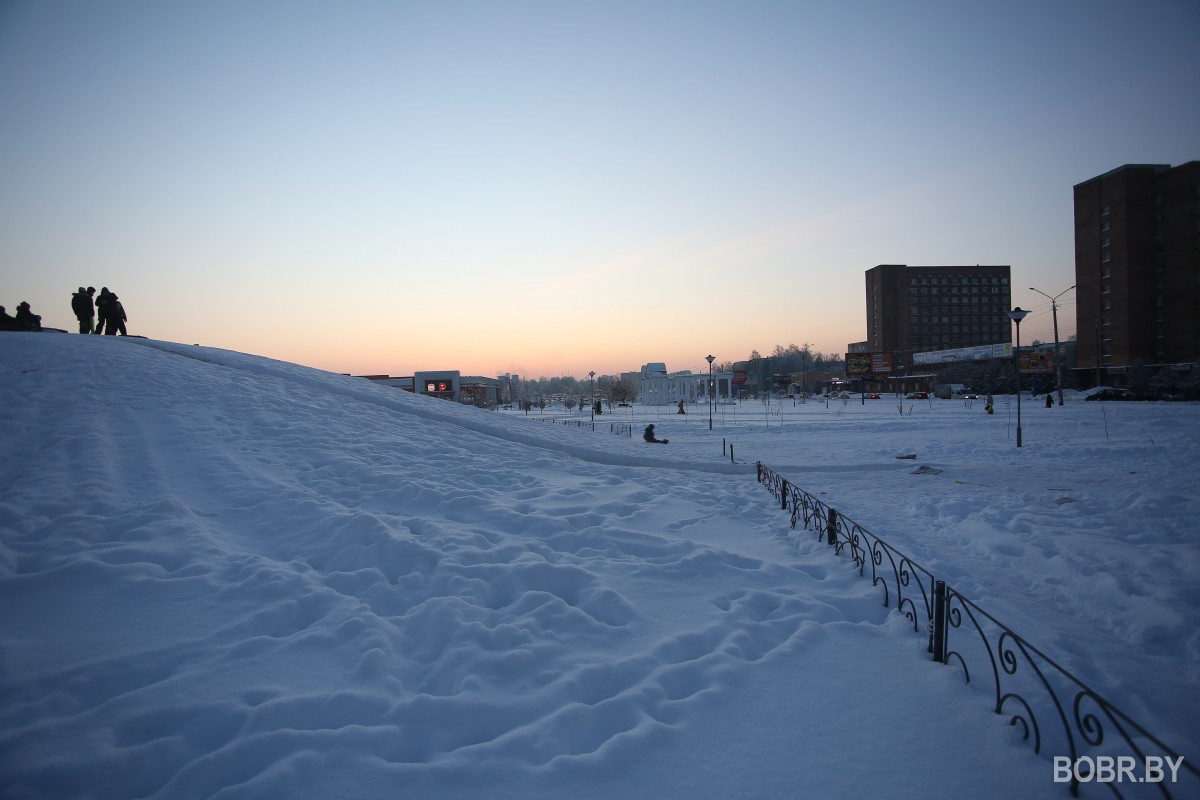 Бобруйск. Горка рядом с Дворцом Искусств