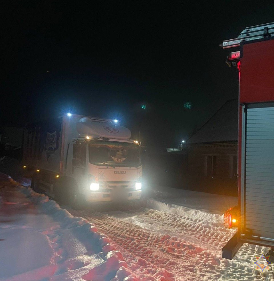 В Бобруйске и других районах Могилевской области спасали застрявшие автомобили