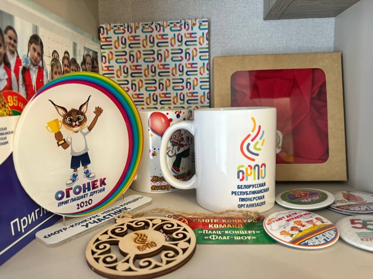 Бобруйский школьник в своей комнате создал мини-музей пионерии