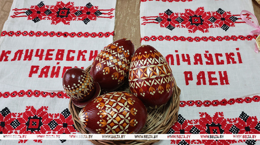 Выпускники Бобруйского колледжа возрождают древние традиции соломоплетения