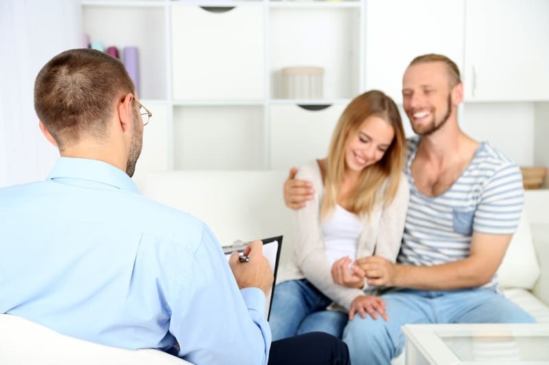 &laquo;Это не дружба, а перетягивание каната&raquo; &mdash; психолог Павел Прокопчик об отношениях с бывшими