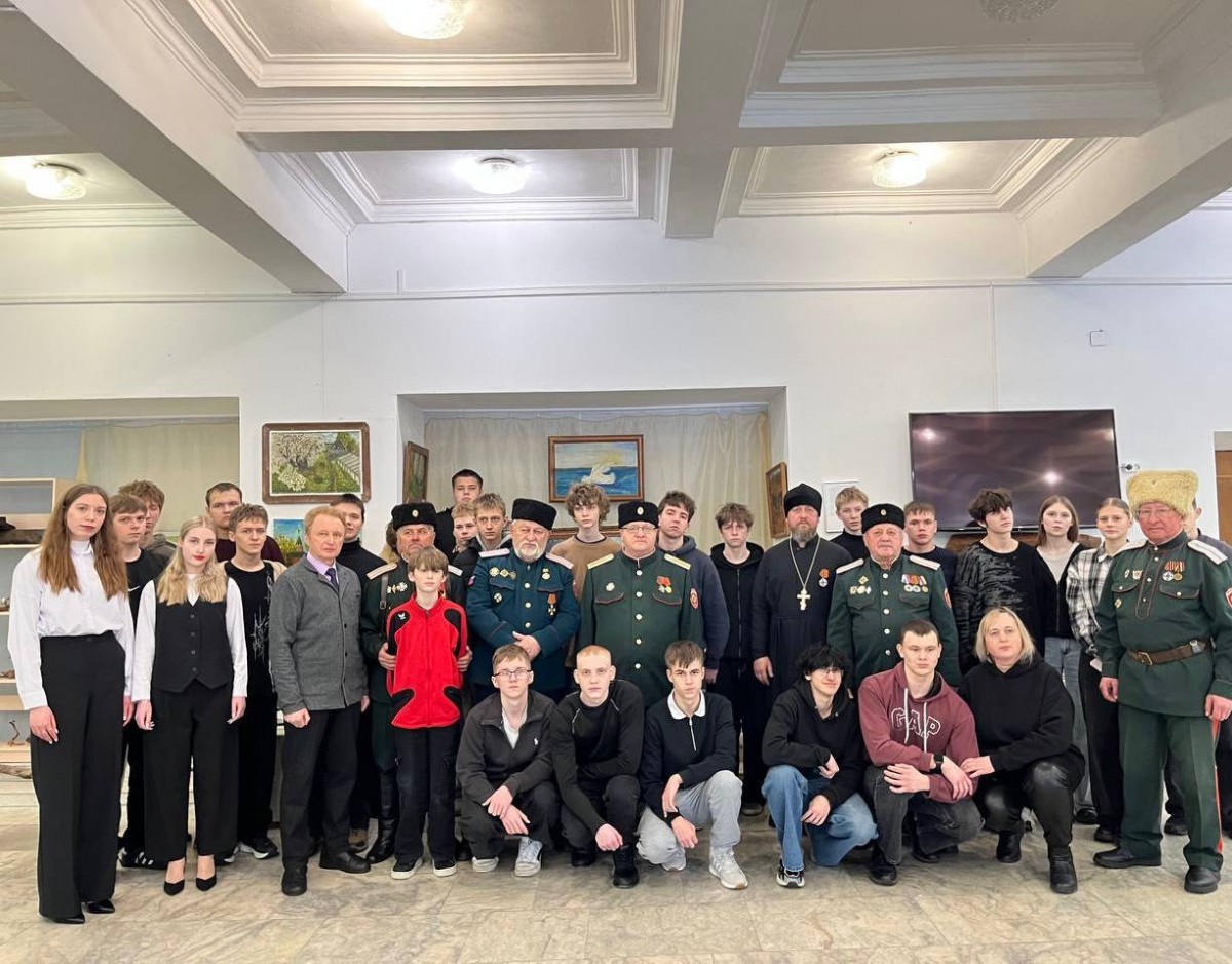 Чудеса из обыденных вещей: в Бобруйске открылась выставка Валентина Михновца Чудеса из обыденных вещей: в Бобруйске открылась выставка Валентина Михновца