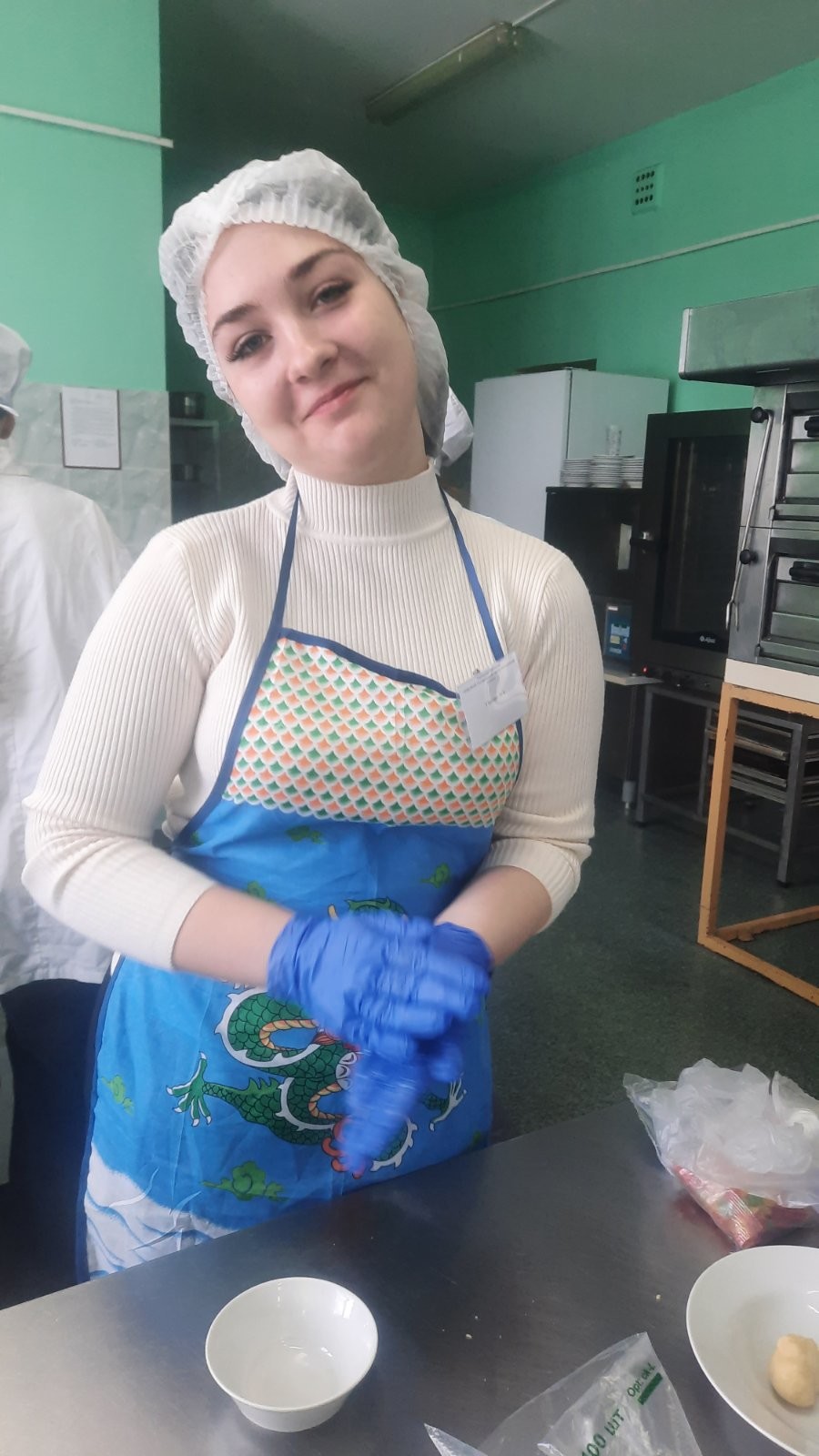 Пять бобруйских школ приняли участие в конкурсе по кондитерскому искусству