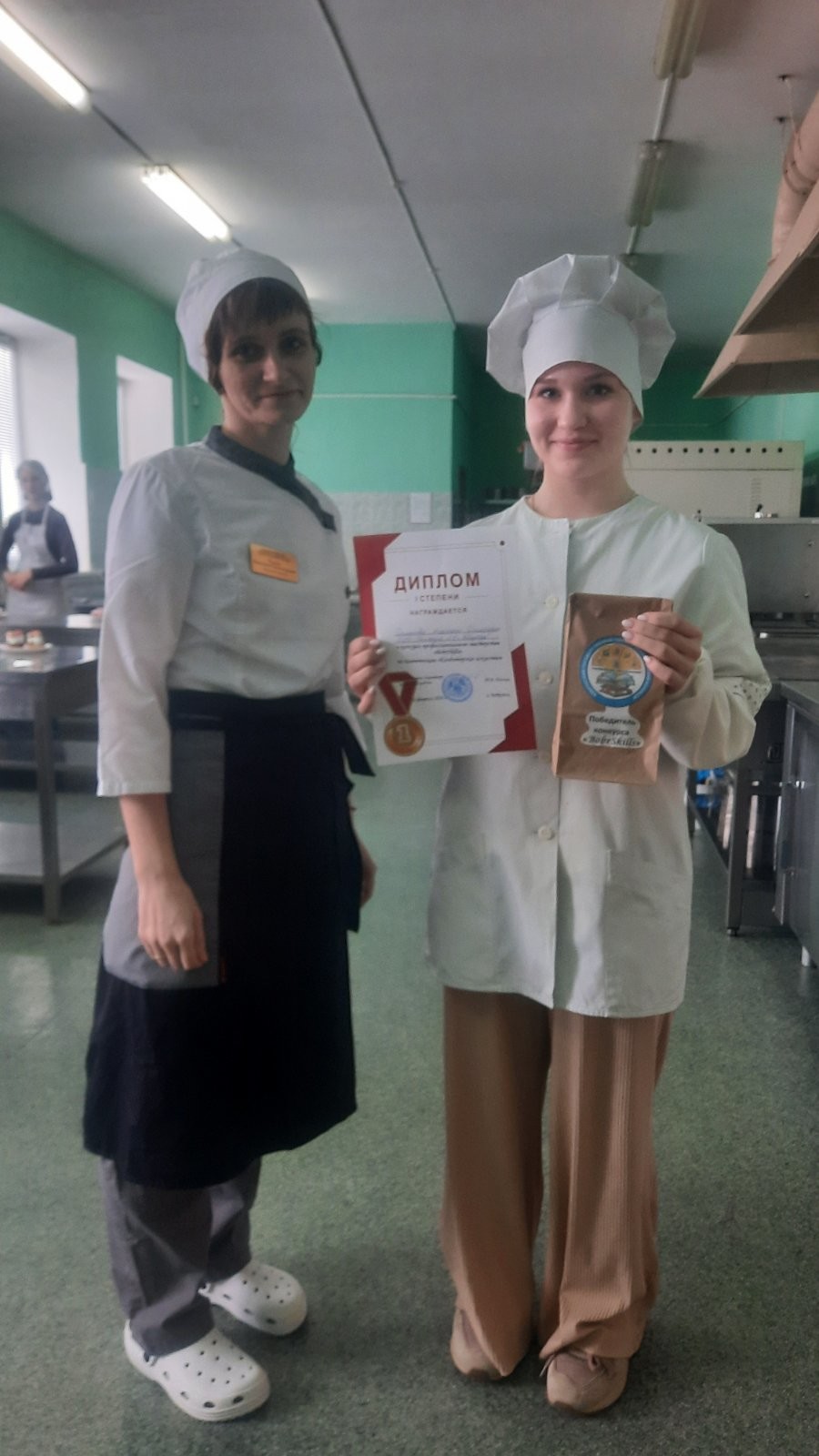 Пять бобруйских школ приняли участие в конкурсе по кондитерскому искусству