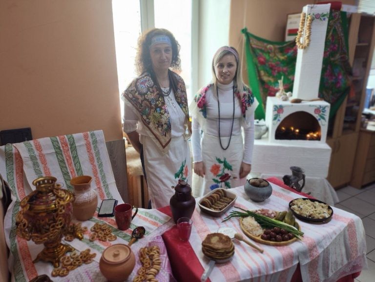 Драники, блины и полендвица: &laquo;Бобруйские электрические сети&raquo; устроили гастрономический праздник