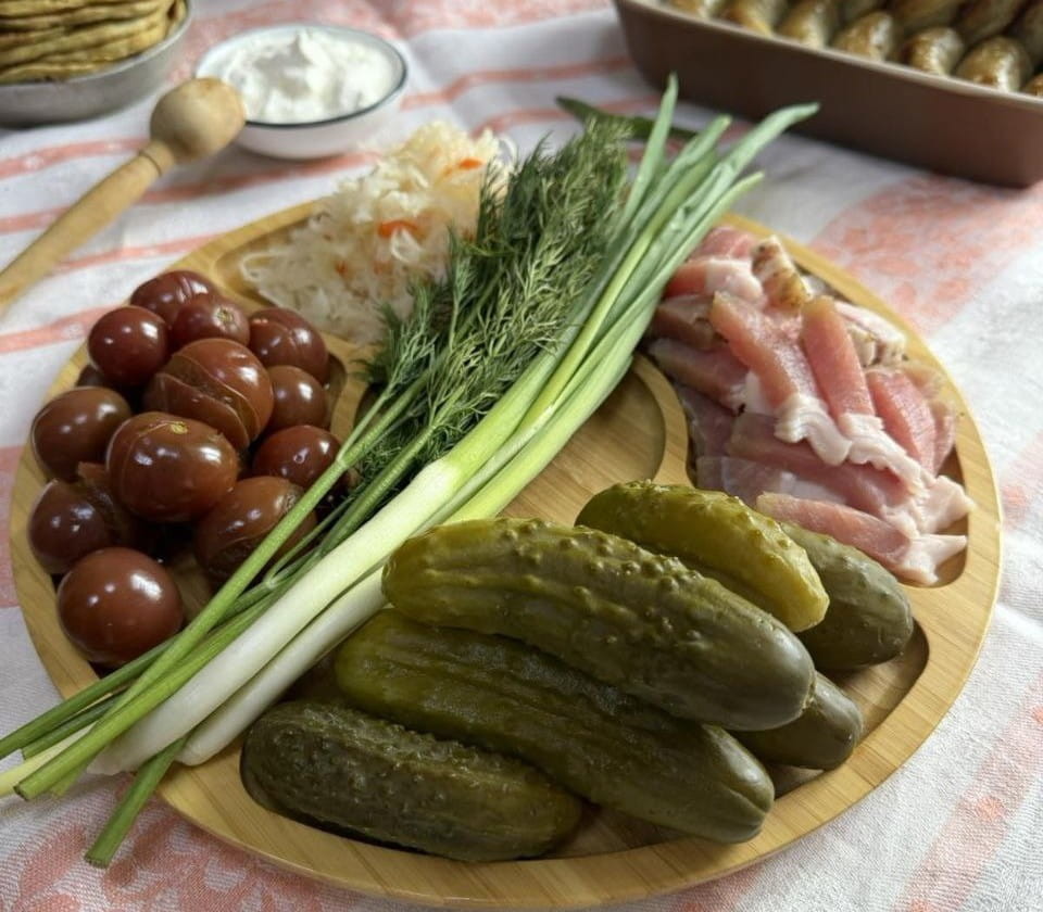 Драники, блины и полендвица: &laquo;Бобруйские электрические сети&raquo; устроили гастрономический праздник