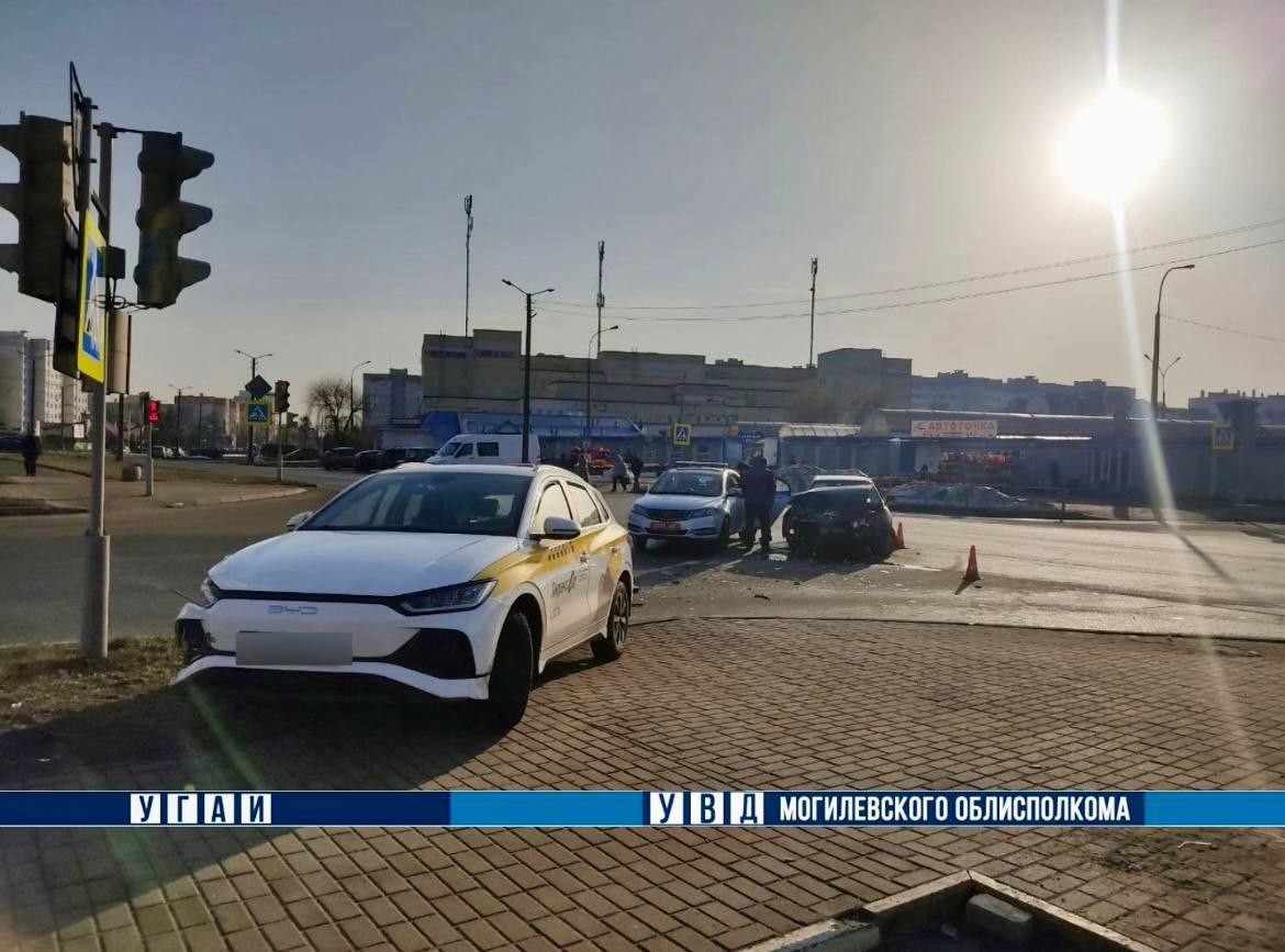 ДТП на перекрестке Генерала Батова и Днепровской Флотилии: травмирован ребенок