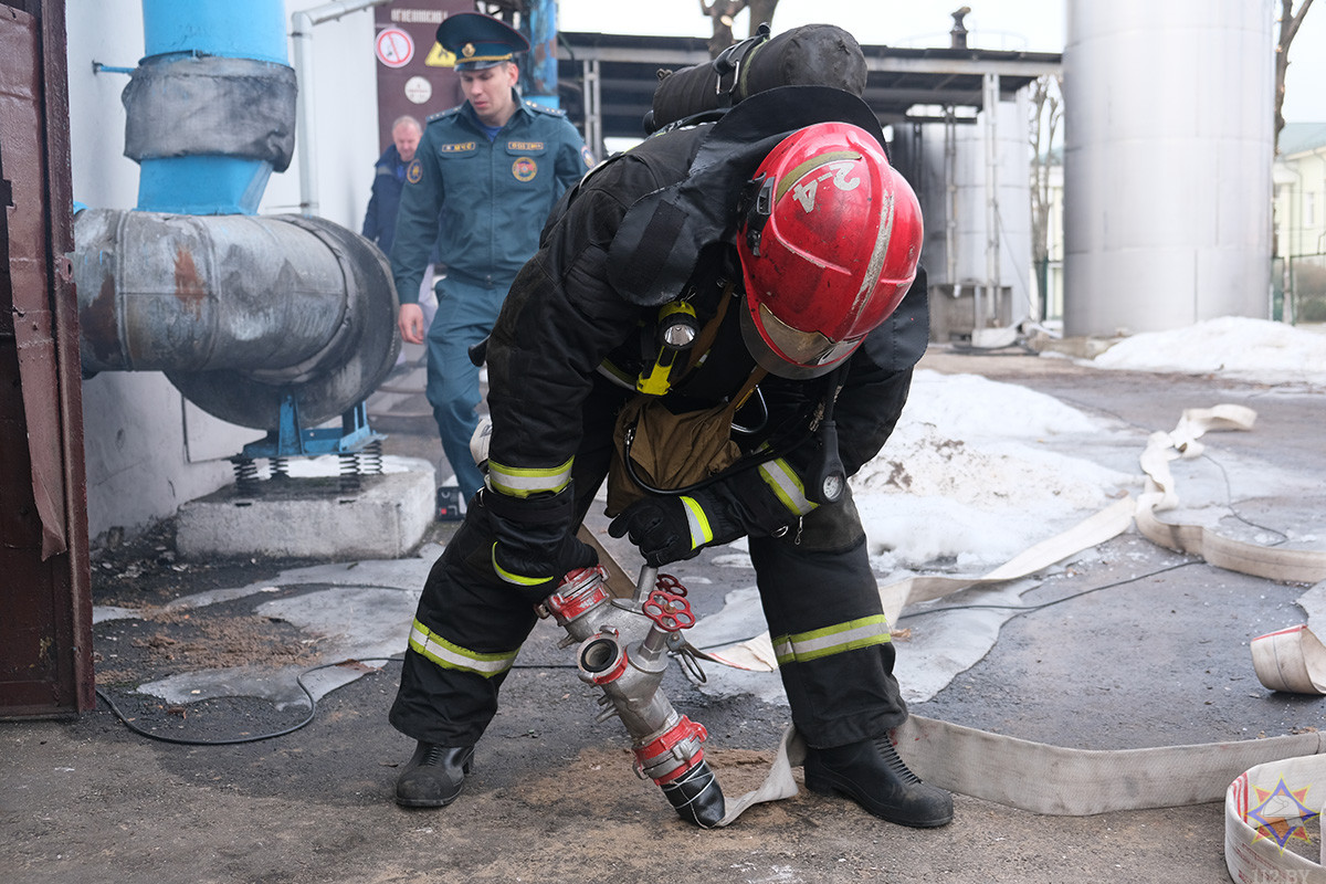 Пожар на заводе биотехнологий: учения определили готовность спасателей Бобруйска