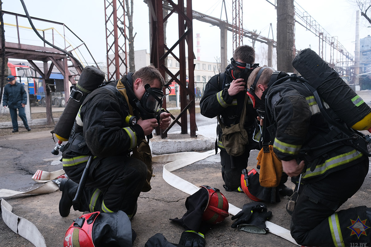 Пожар на заводе биотехнологий: учения определили готовность спасателей Бобруйска
