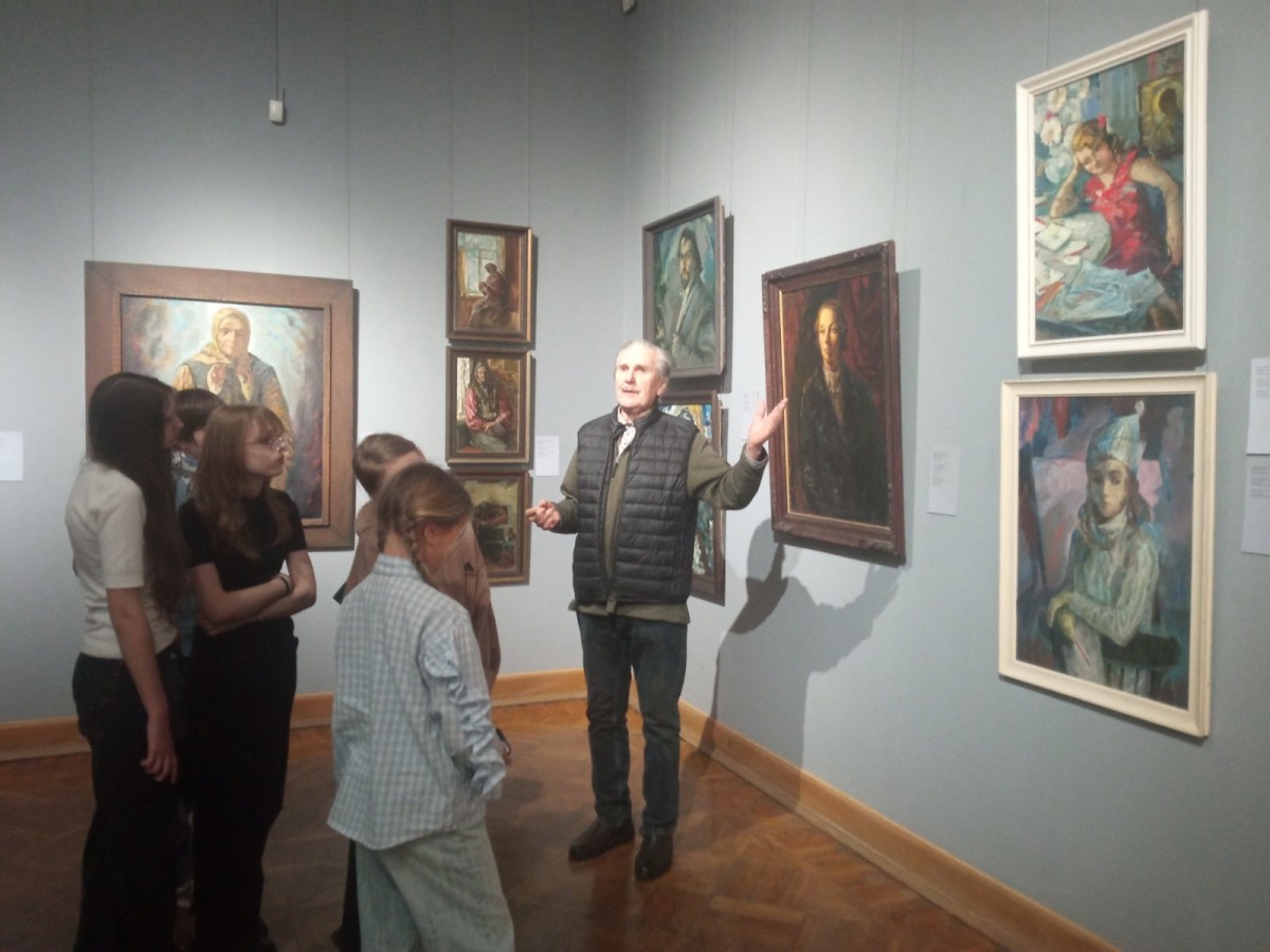 Юные художники Бобруйской ИЗО-студии &laquo;Радуга&raquo; в гостях в Национальном художественном музее РБ