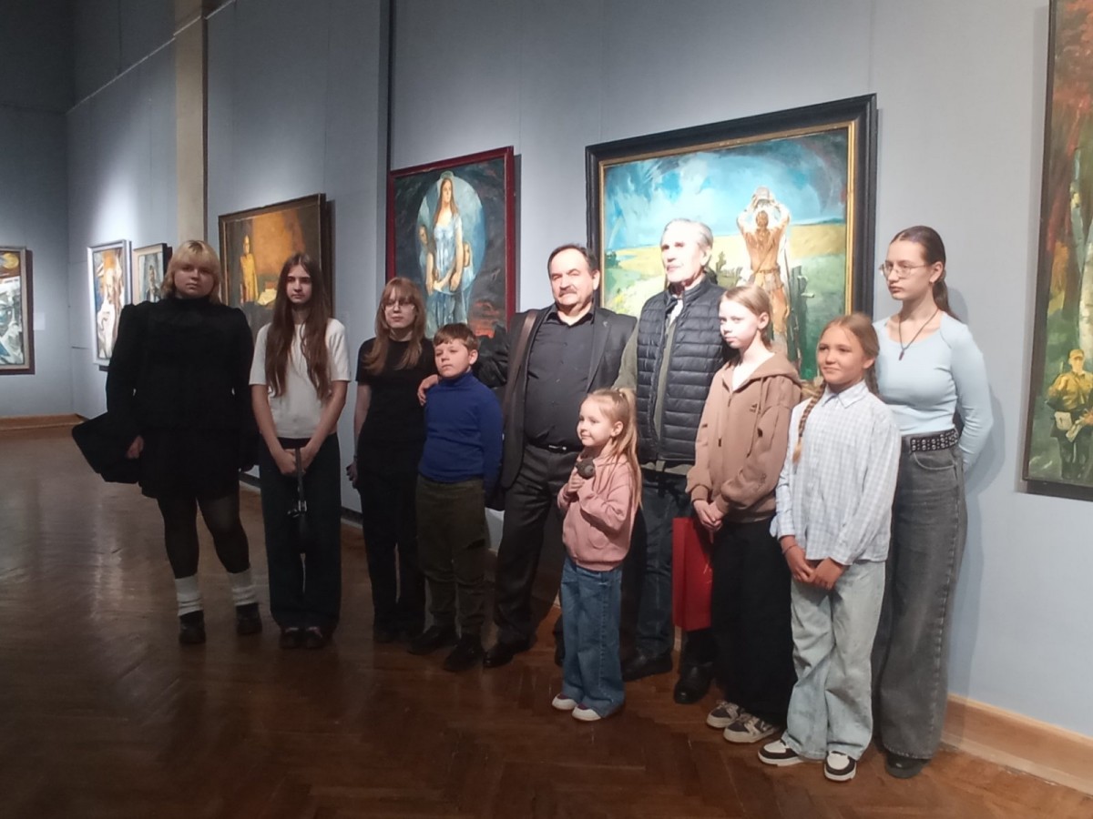 Юные художники Бобруйской ИЗО-студии &laquo;Радуга&raquo; в гостях в Национальном художественном музее РБ