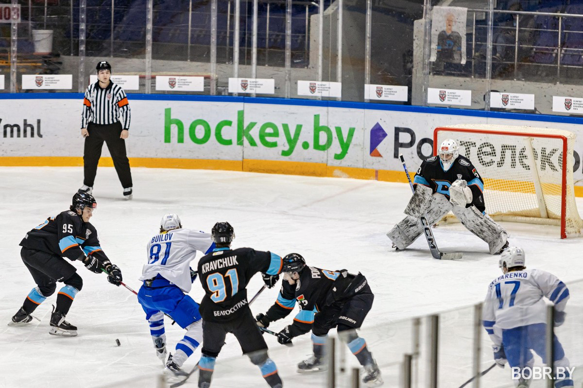 Динамо-Шинник разгромил московское «Динамо» Динамо-Шинник разгромил московское «Динамо»