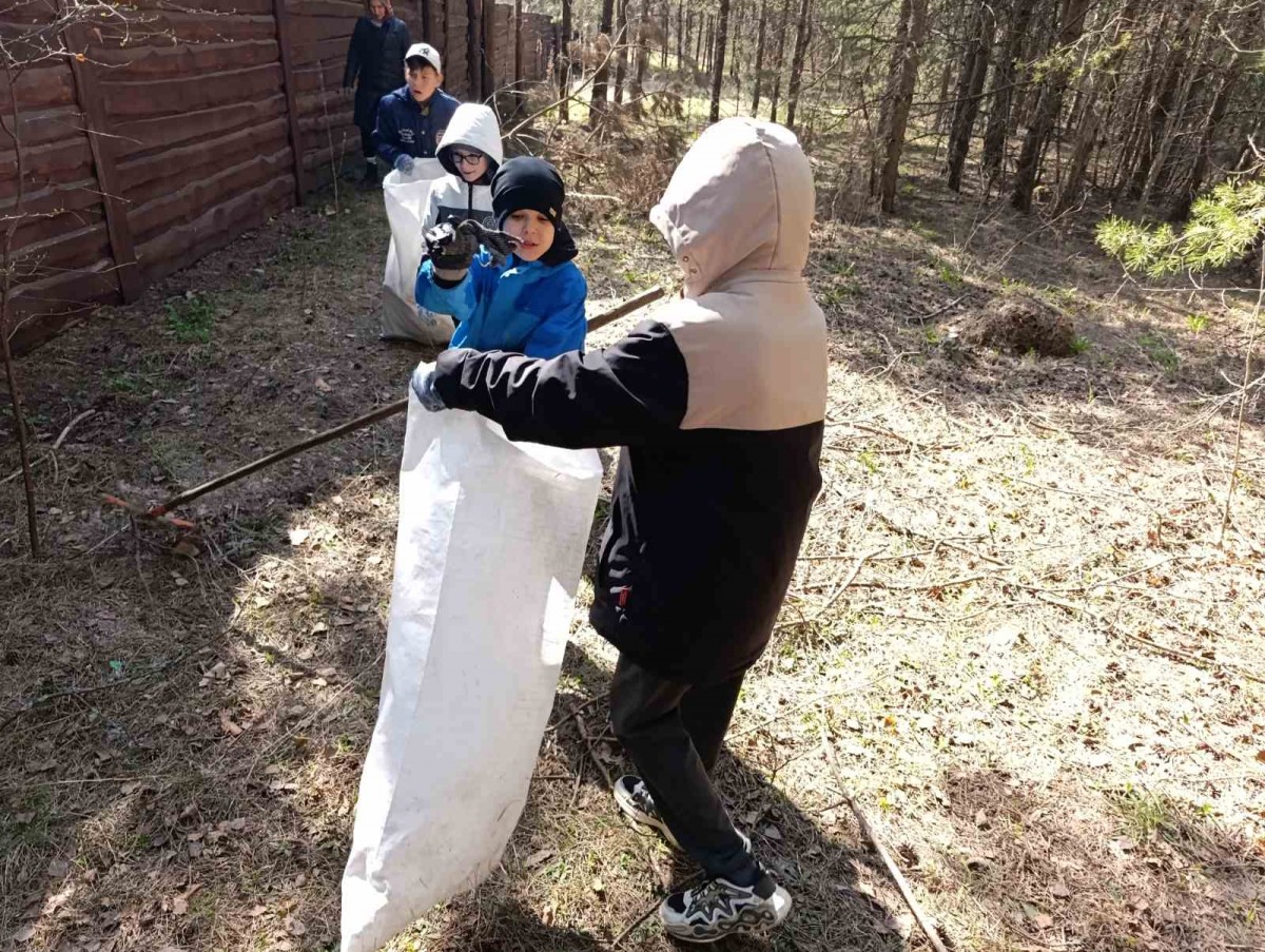 Субботник с пользой для района провели учащиеся Айкидо из Киселевич