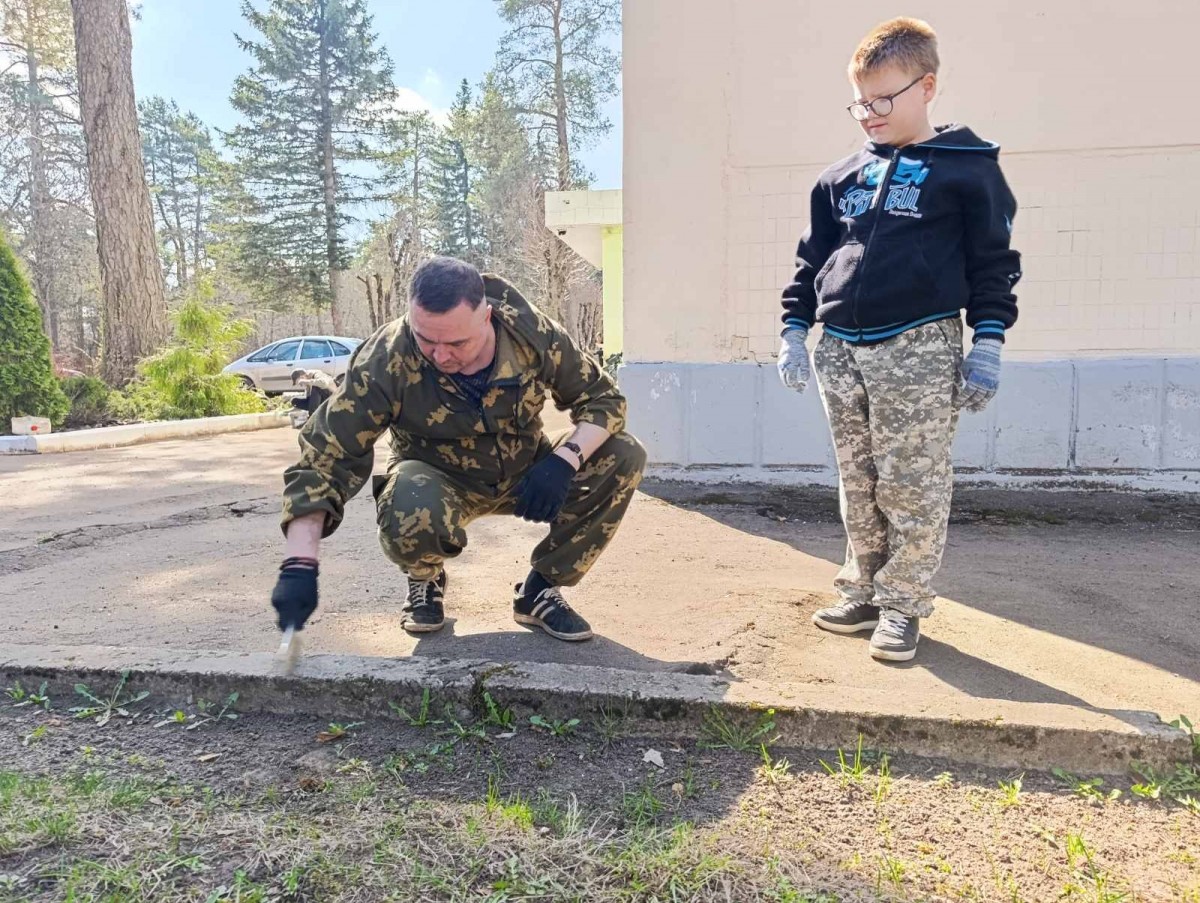 Субботник с пользой для района провели учащиеся Айкидо из Киселевич