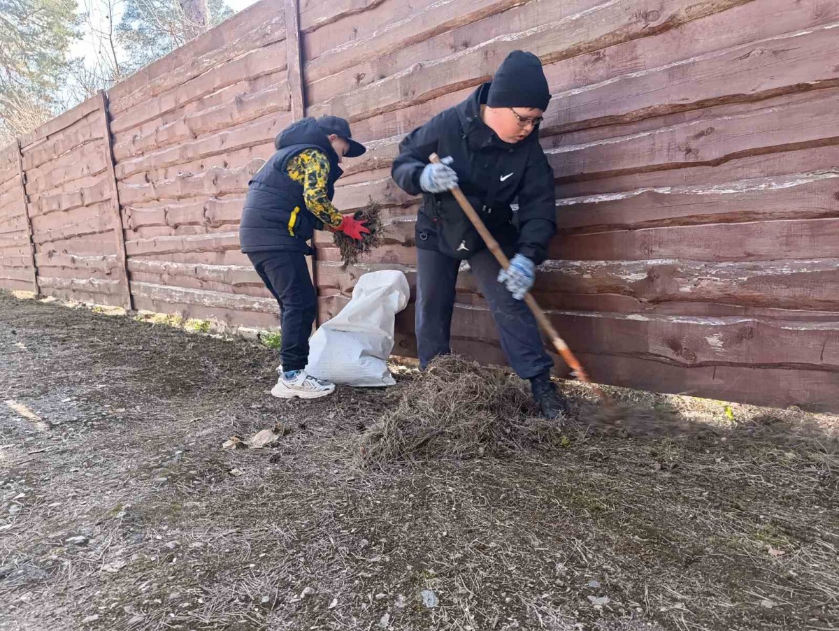 Субботник с пользой для района провели учащиеся Айкидо из Киселевич