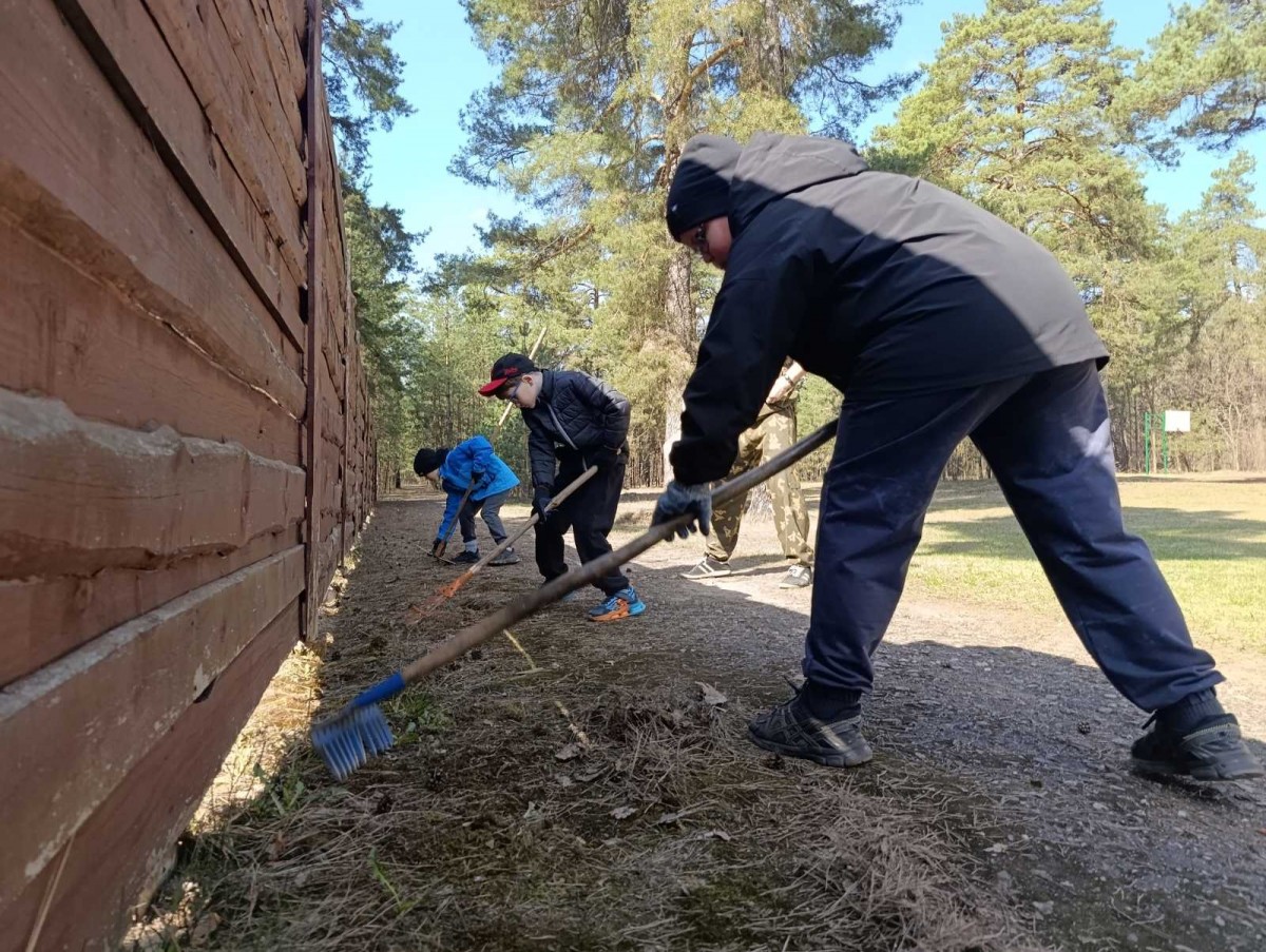 Субботник с пользой для района провели учащиеся Айкидо из Киселевич